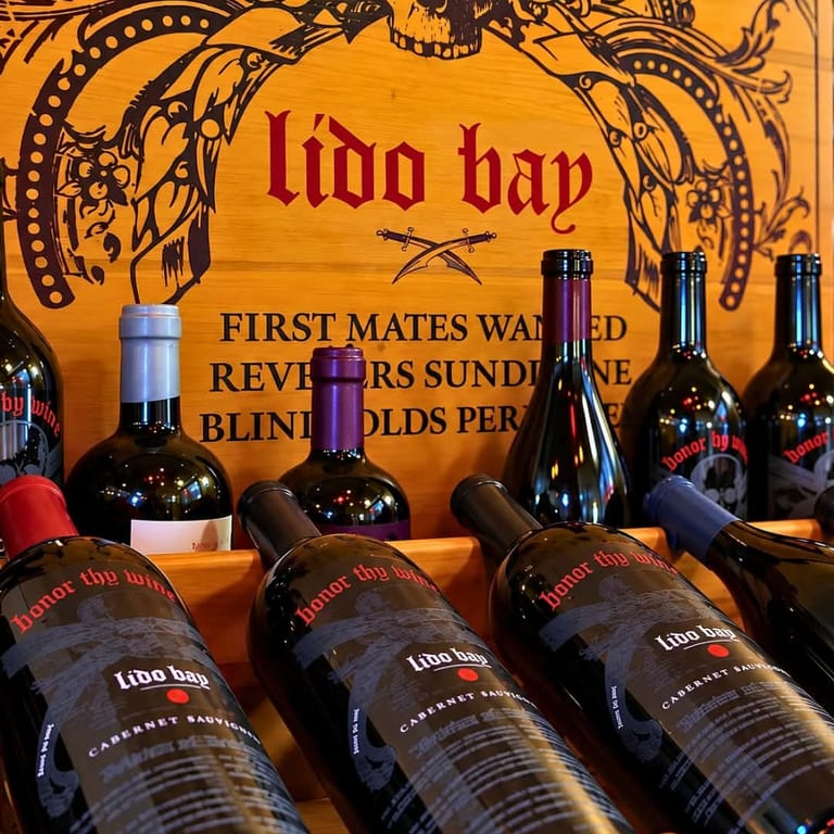 Lido Bay Wines, Ale & Cocktails